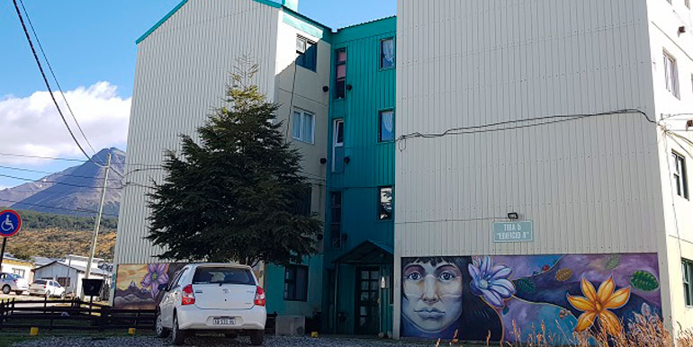Ushuaia: Barrio 640 viviendas tira 5A piso 3 